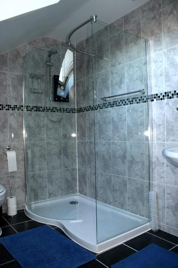 Bed and Breakfast Highworth House Суиндон Экстерьер фото