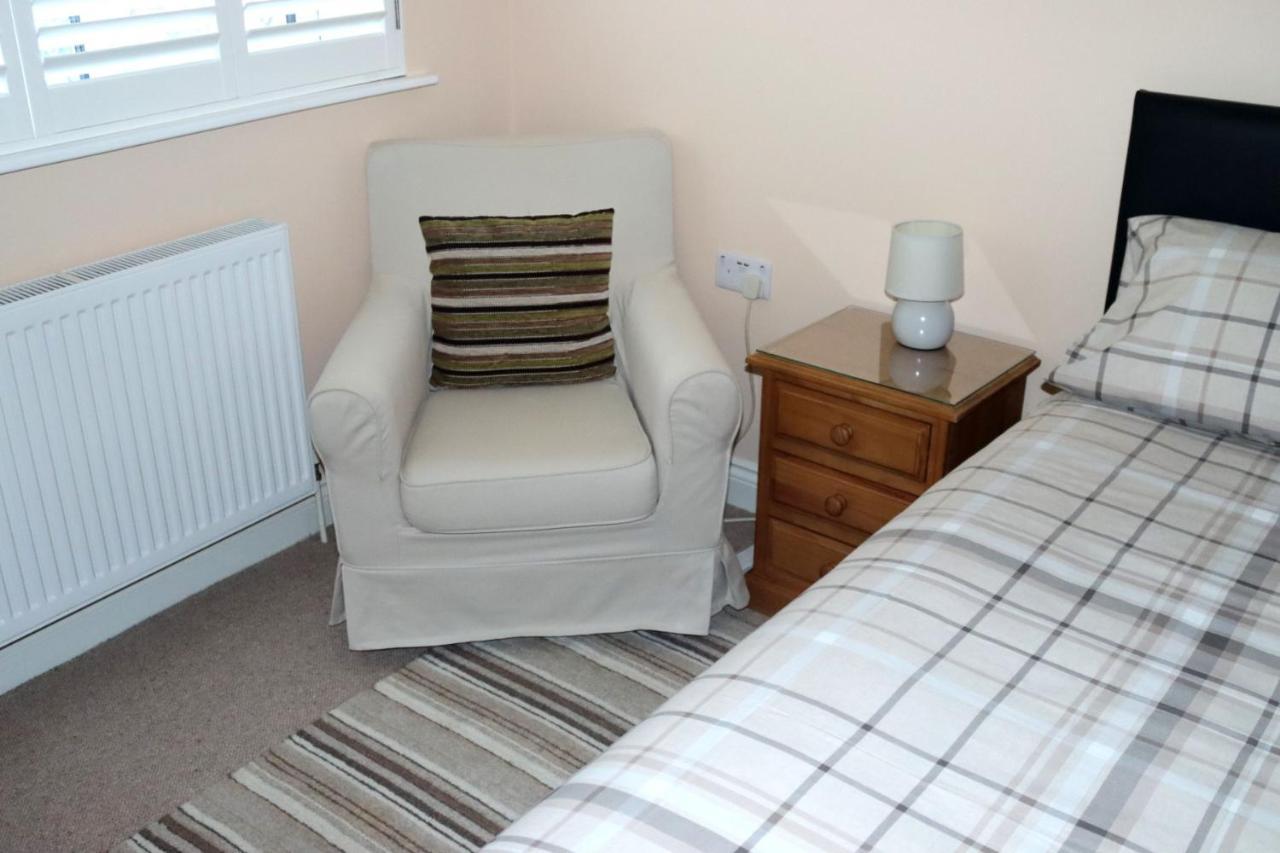 Bed and Breakfast Highworth House Суиндон Экстерьер фото