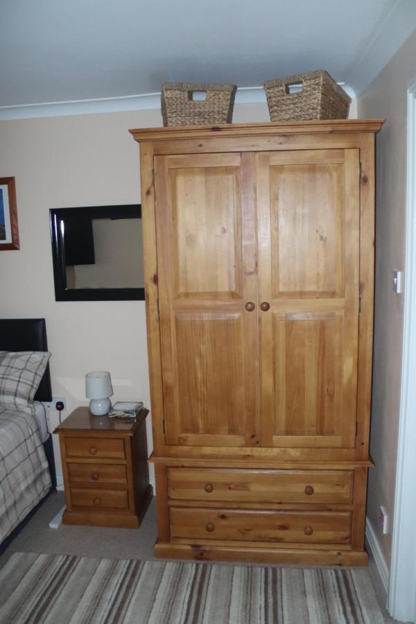 Bed and Breakfast Highworth House Суиндон Экстерьер фото